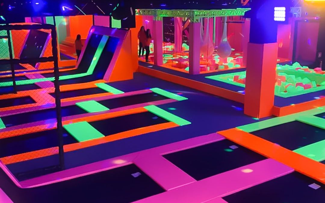 Com atividades para crianças e adultos, Vila Trampolim Park chega a Fortaleza