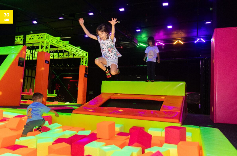 Férias de Julho no Vila Trampolim Park BH: Programação Completa e Diversão para Crianças e Famílias! Unidades Castelo, Centerminas e Paragem.